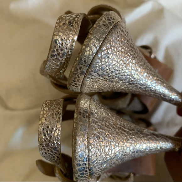 YSL tribute platform gold leather heels - Picture 11 of 16